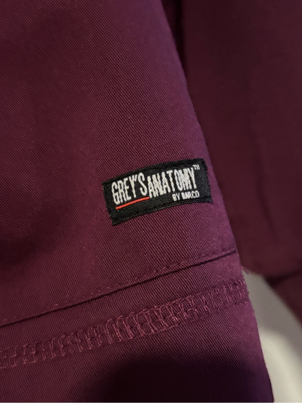 Grey's Anatomy Maroon Spandex Stretch Scrub jacket - Picture 3 of 5